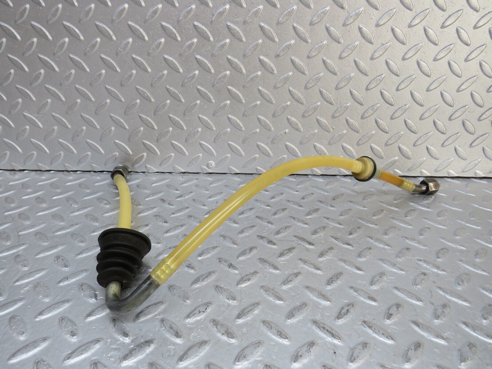 37160 Mercedes-Benz C126 420SEC Coupe Brake Servo Pipe