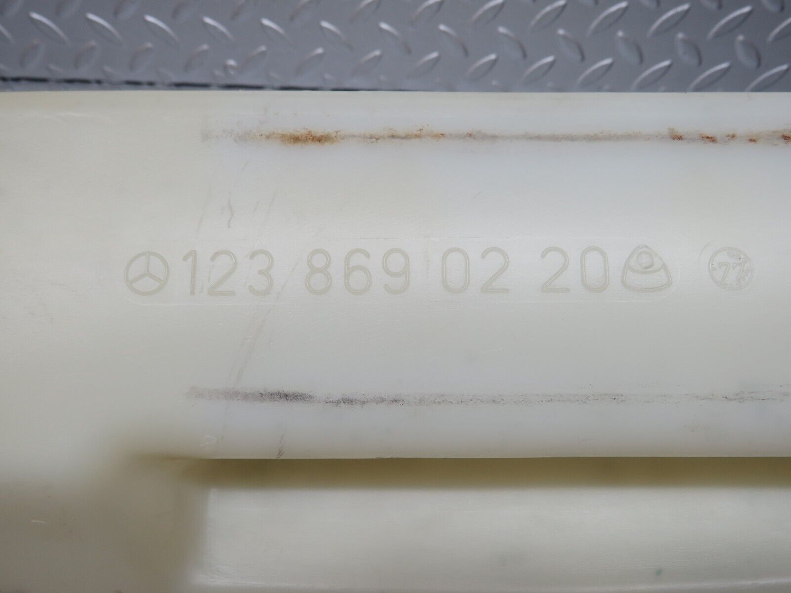 31056 Mercedes-Benz W123 200D Windscreen Washer Fluid Reservoir 1238690720