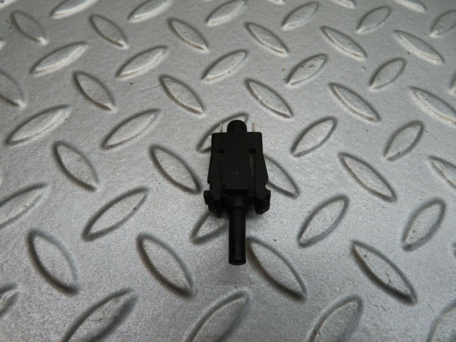 12190 Mercedes-Benz R129 300SL Coupe Handbrake Switch 0015458714