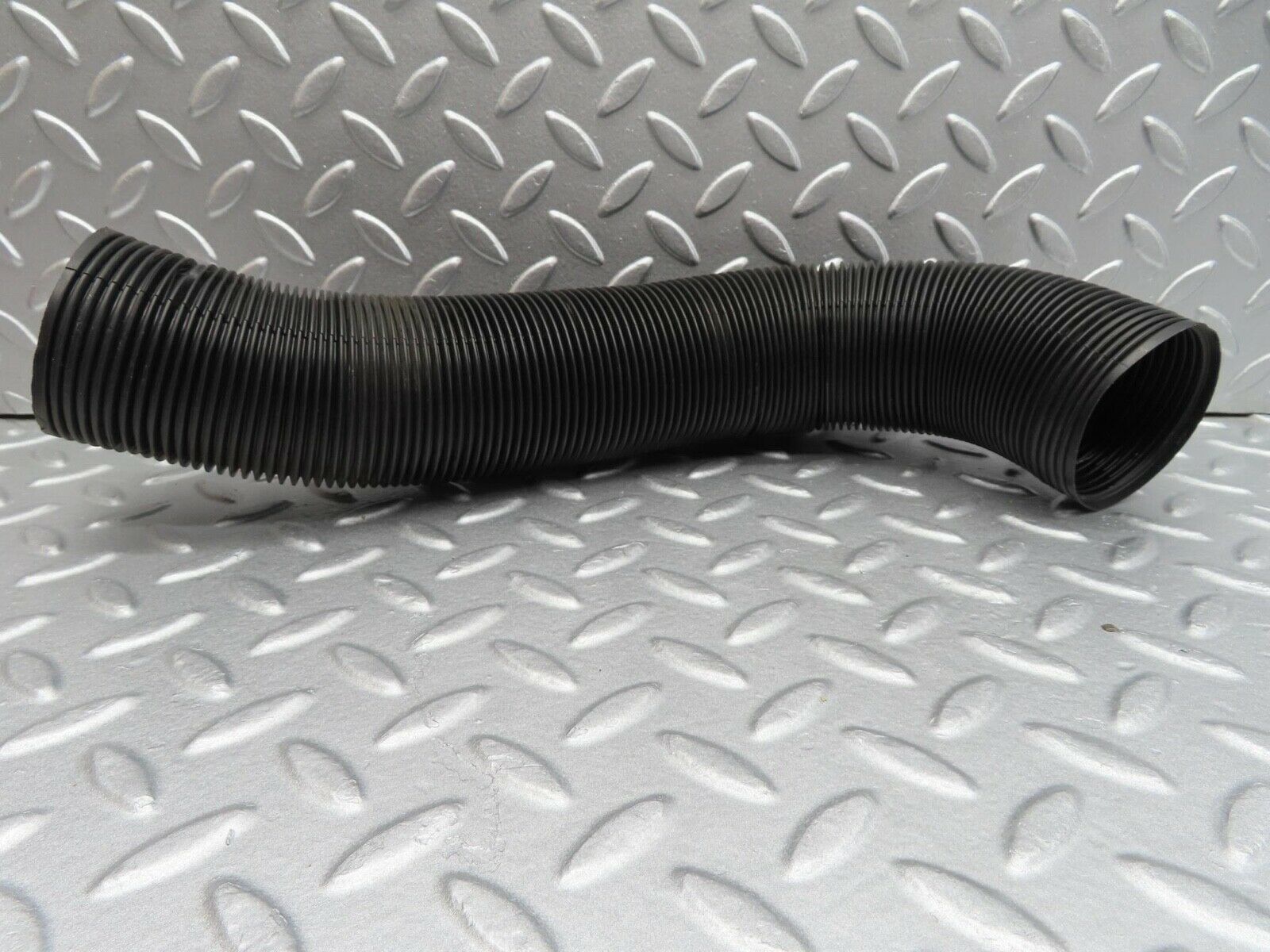 13941 Mercedes-Benz C107 280SLC Dash Air Vent Pipe Right Side