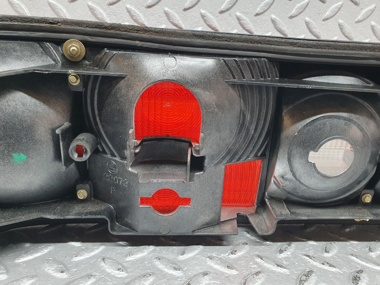 41162 Mercedes-Benz W126 300SE Tail Light & Bulb Holder Right Side