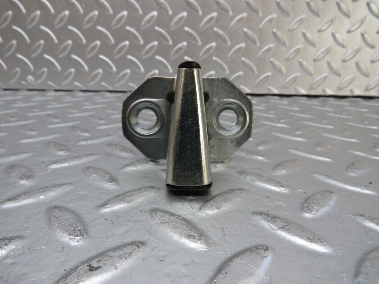 25031 Mercedes-Benz W140 S320 Door Lock Latch Right Side