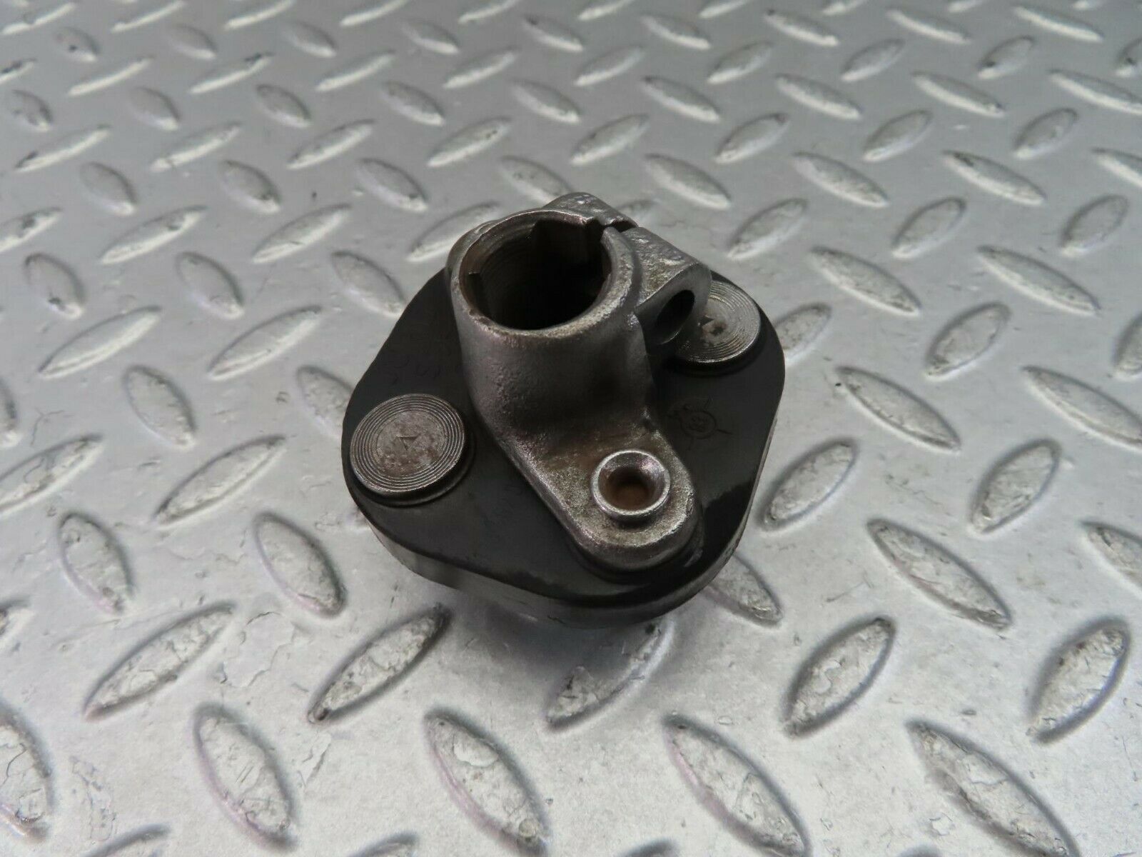 9677 Mercedes-Benz C123 280CE Coupe Steering Column Lower Shaft Connector