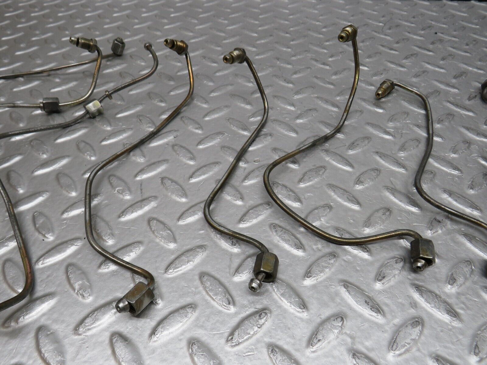 37119 Mercedes-Benz C126 420SEC Coupe Fuel Line Pipe Set