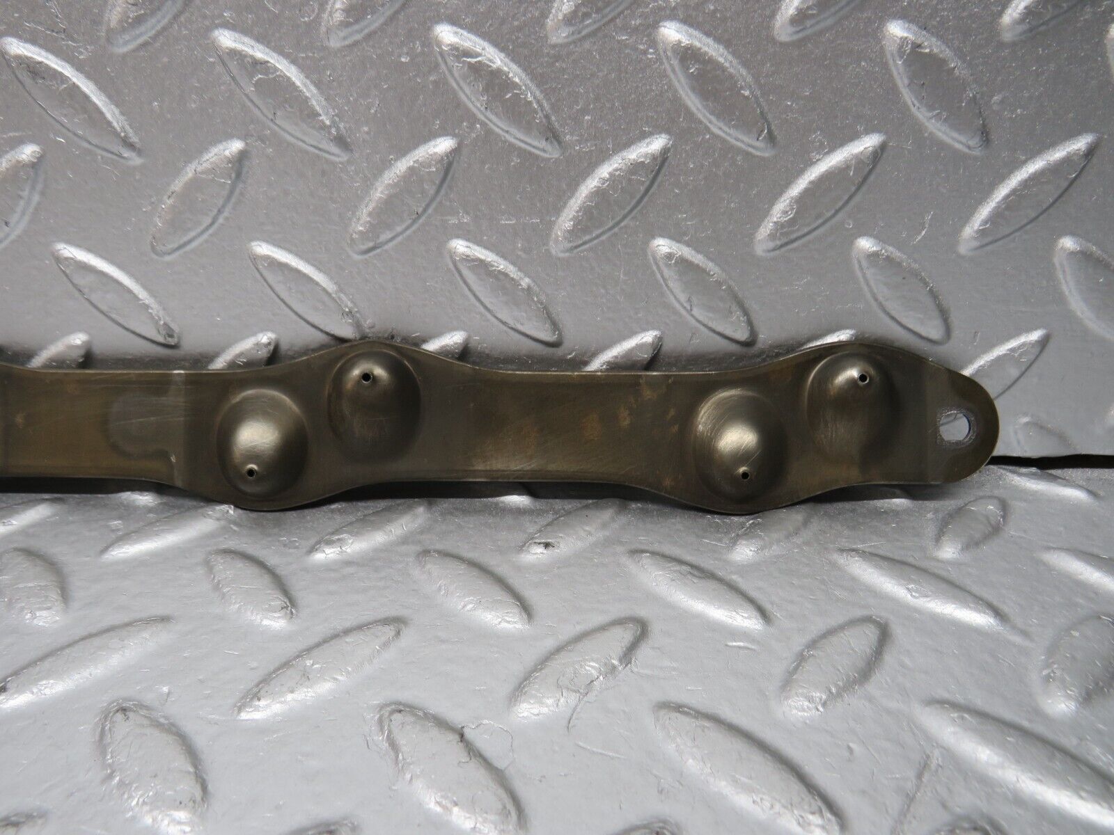 32679 Mercedes-Benz S124 300TE Wagon Camshaft Oil Tube