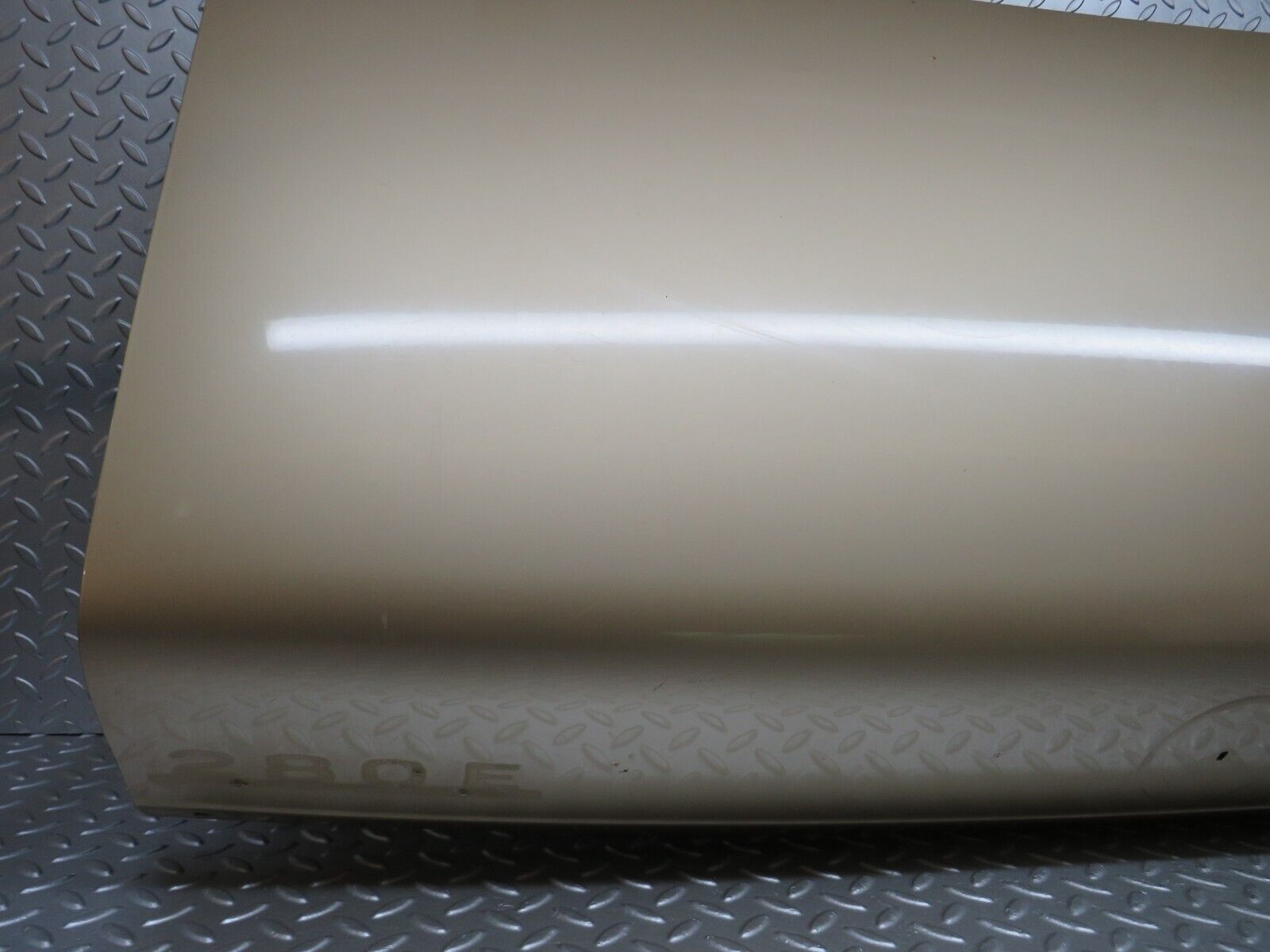 27331 Mercedes-Benz W123 280E Boot Lid Trunk Door