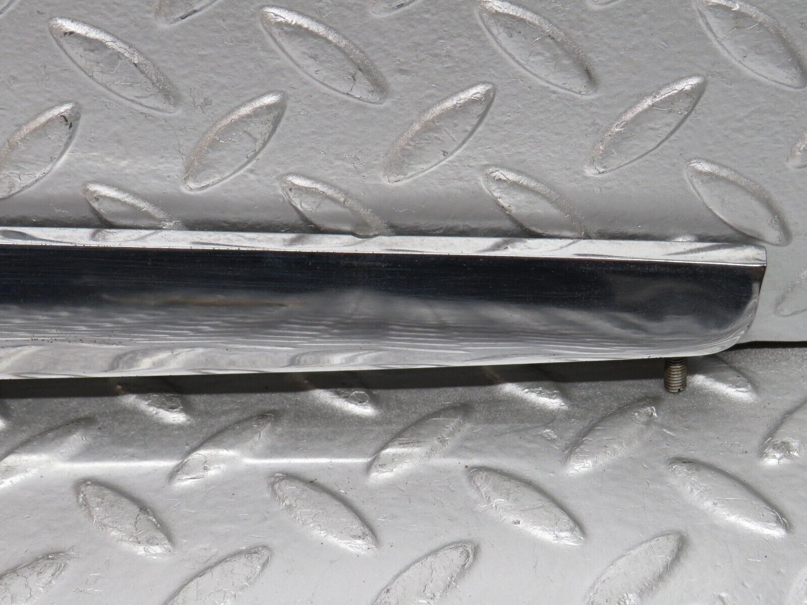 0664 Mercedes-Benz C107 350SLC Coupe Trunk Chrome Handle Moulding Left 1076901380