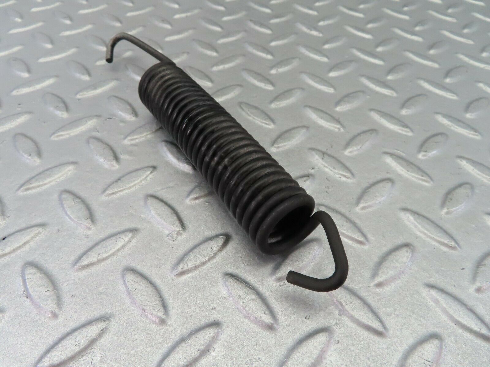 7940 Mercedes-Benz W115 220D Bonnet Hinge Spring