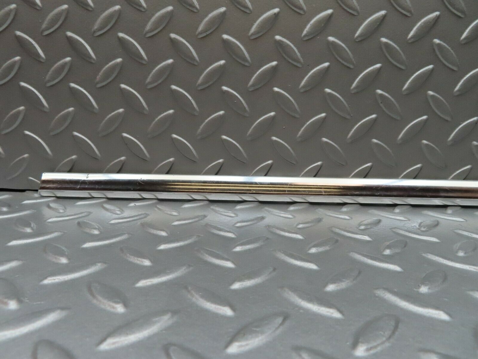 3745 Mercedes-Benz S123 200T Wagon Rear Right Door Chrome Moulding Trim