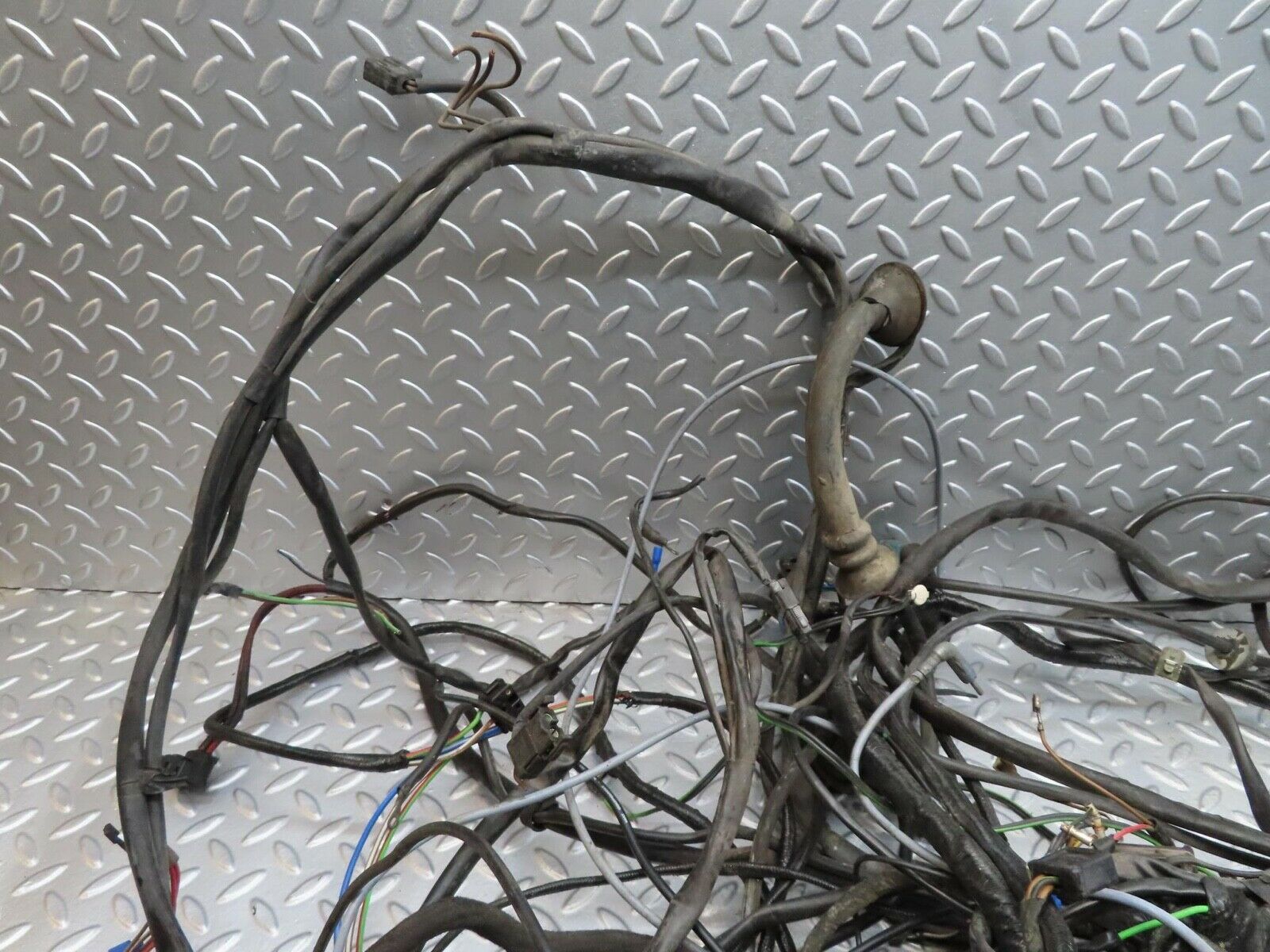 14182 Mercedes-Benz C107 280 SLC Engine Chassis Body Wire Wiring Harness