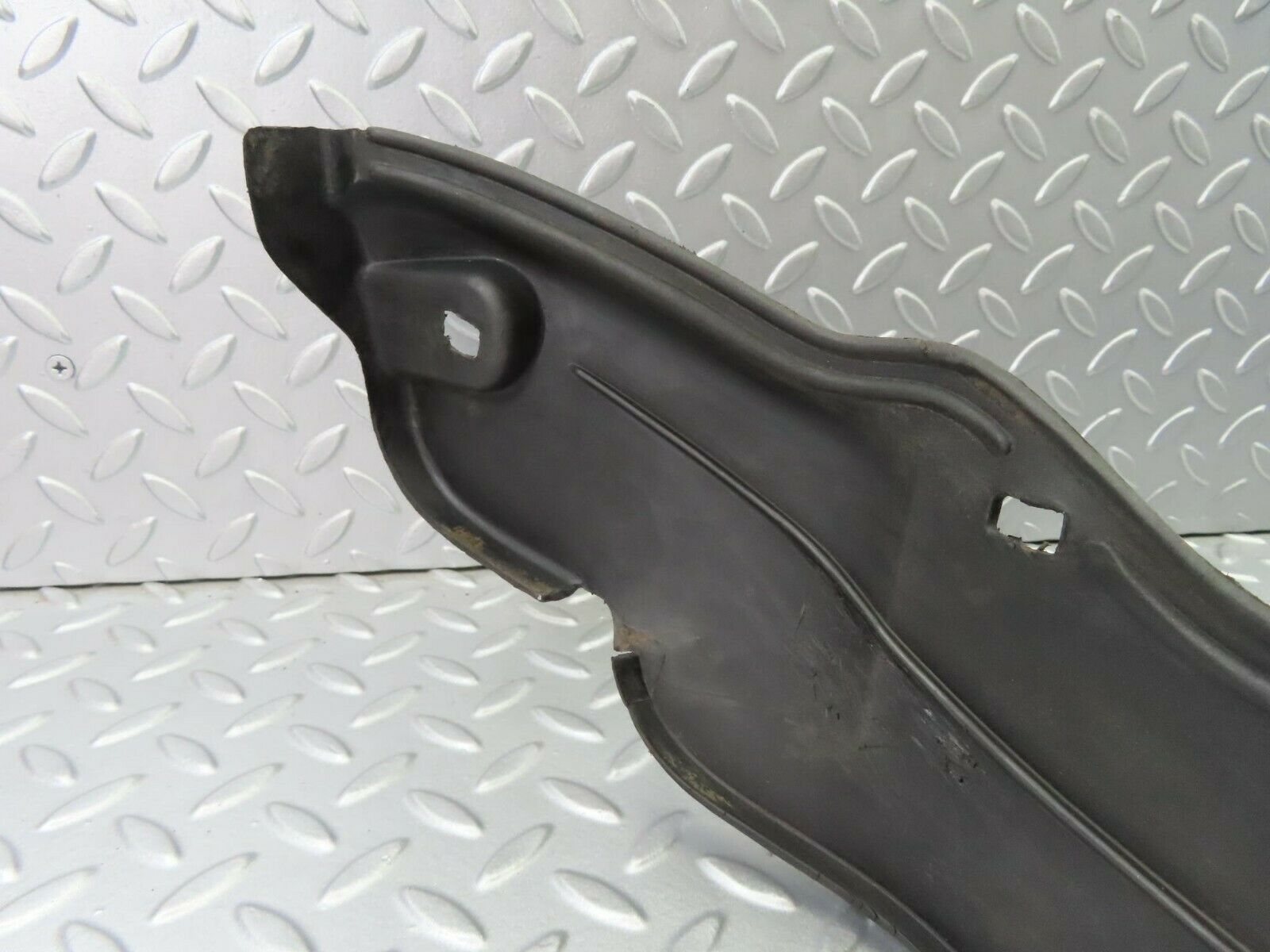 9695 Mercedes-Benz C123 280CE Coupe Front Right Fender Wing Splash Guard 1238840635