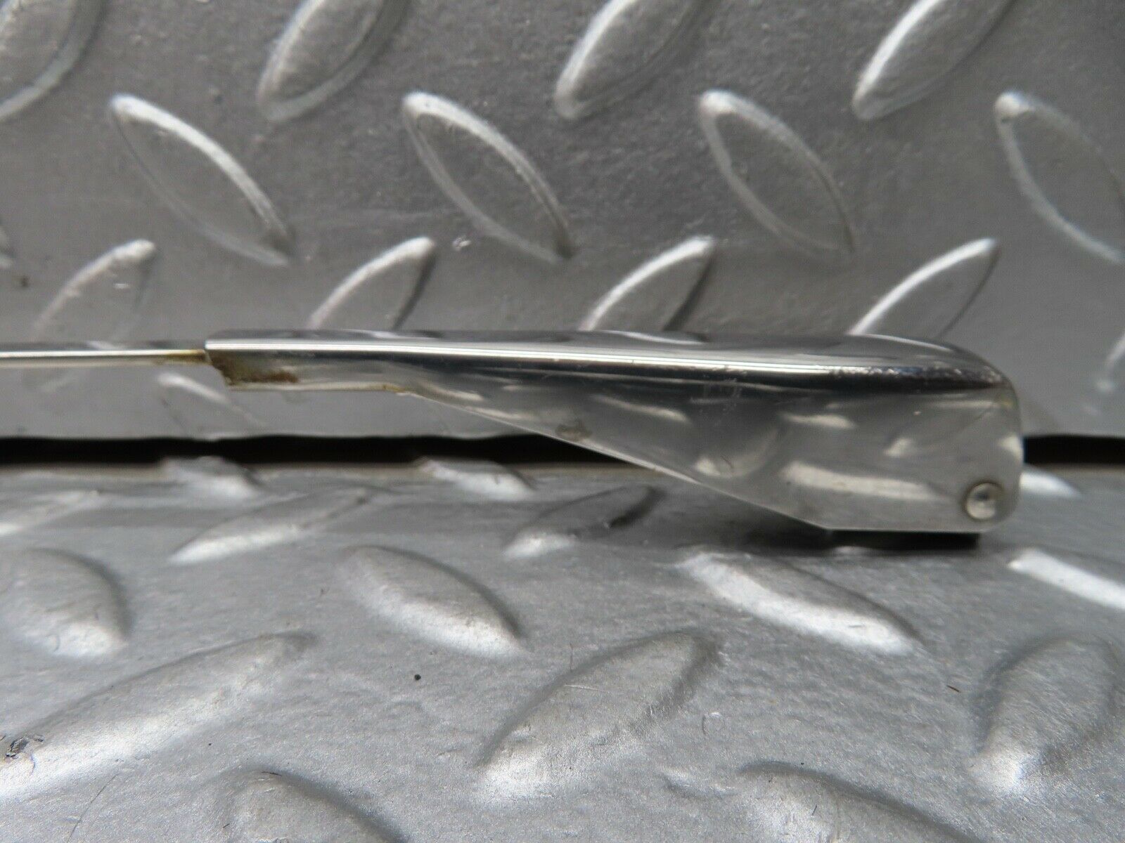 18674 Mercedes-Benz W120 W121 Ponton Wiper Arm