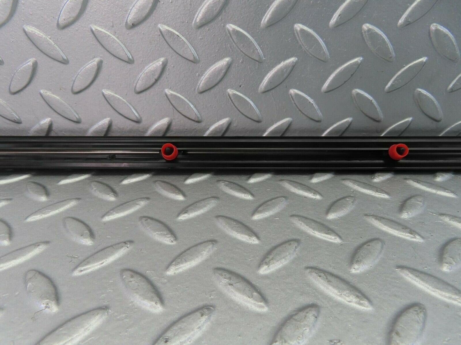 10245 Mercedes-Benz W123 Rear Left Door Centre Moulding Trim