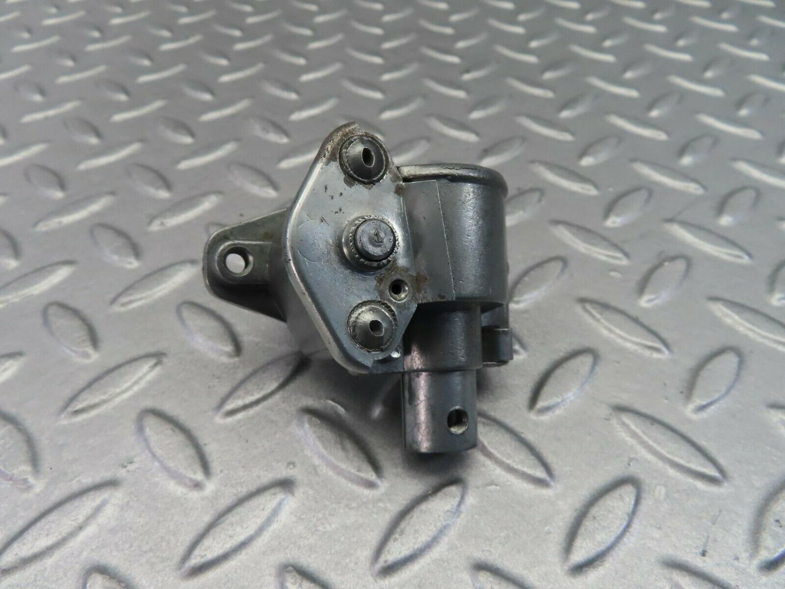 7842 Mercedes-Benz W115 220D Vent Window Regulator Left