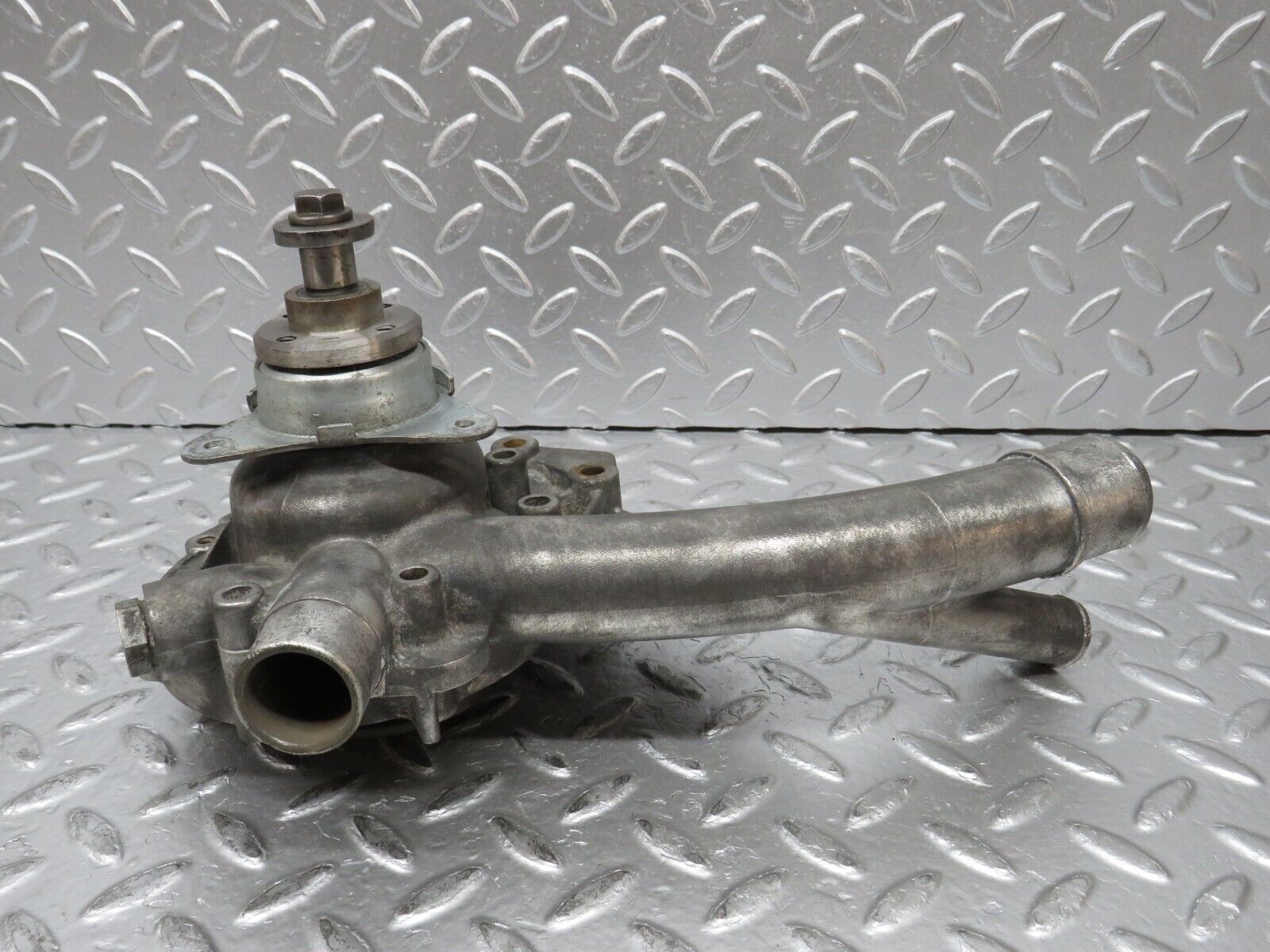 31844 Mercedes-Benz W201 190LE 1.8L Water Pump