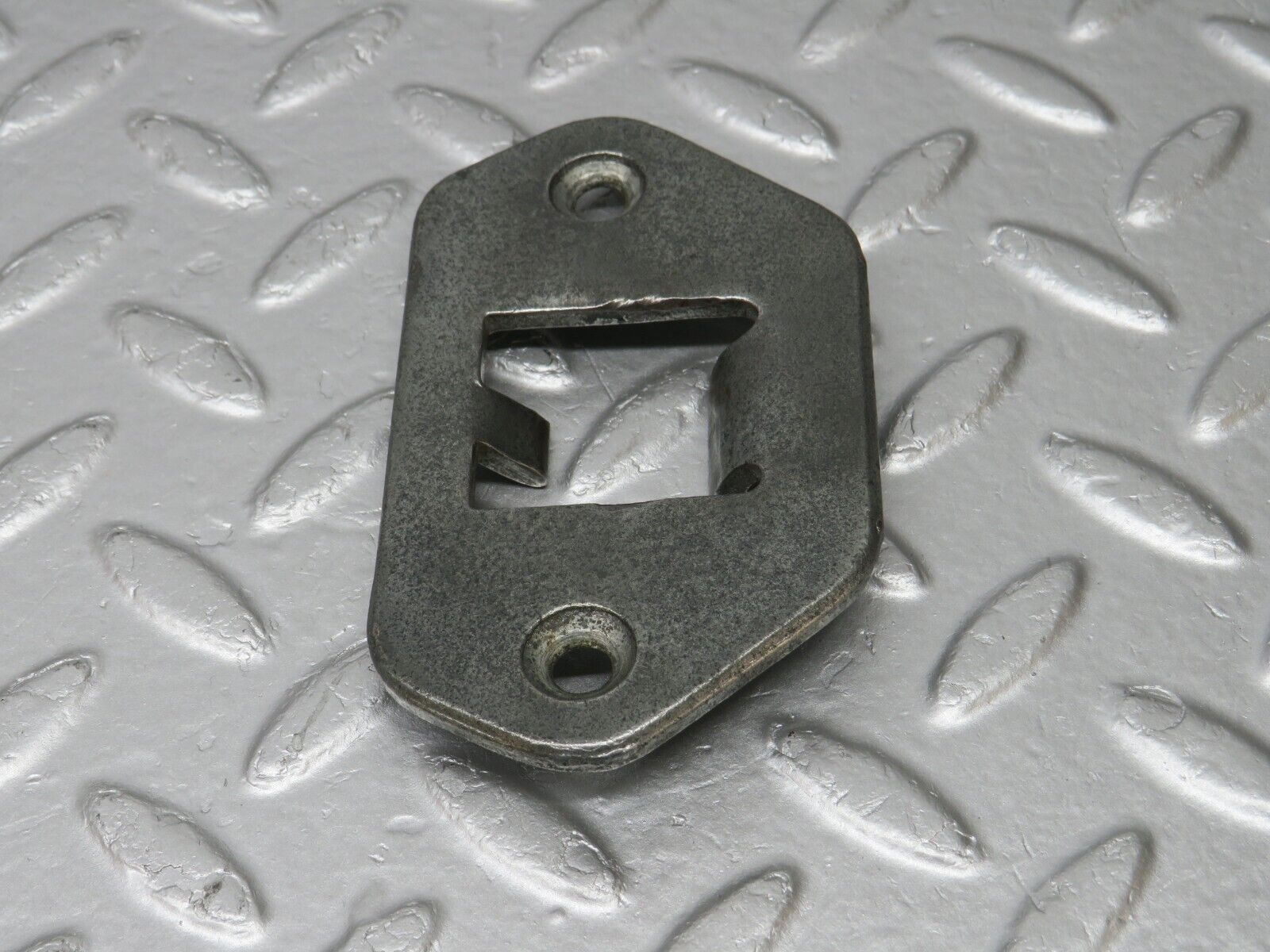 40291 Mercedes-Benz W110 230 Bonnet Lock Latch