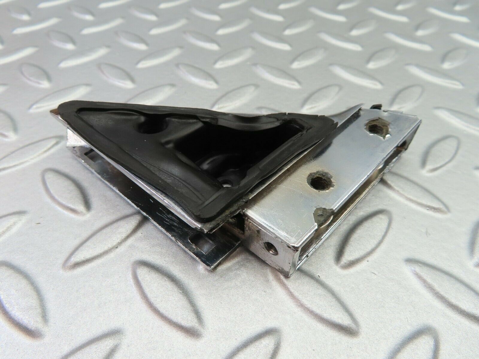 6851 Mercedes-Benz C107 350SLC Coupe Chrome Window Guide Right Side