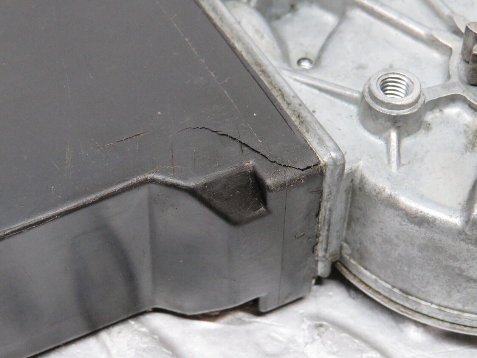 35861 Mercedes-Benz W108 Front Right Door Window Channel