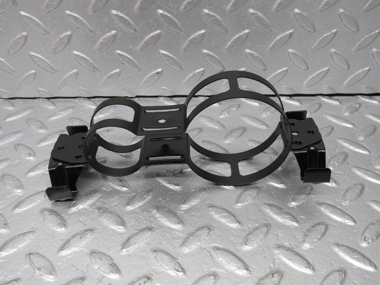 39574 Mercedes-Benz R129 320SL Coupe Fuel Pump Fuel Filter Holder Bracket