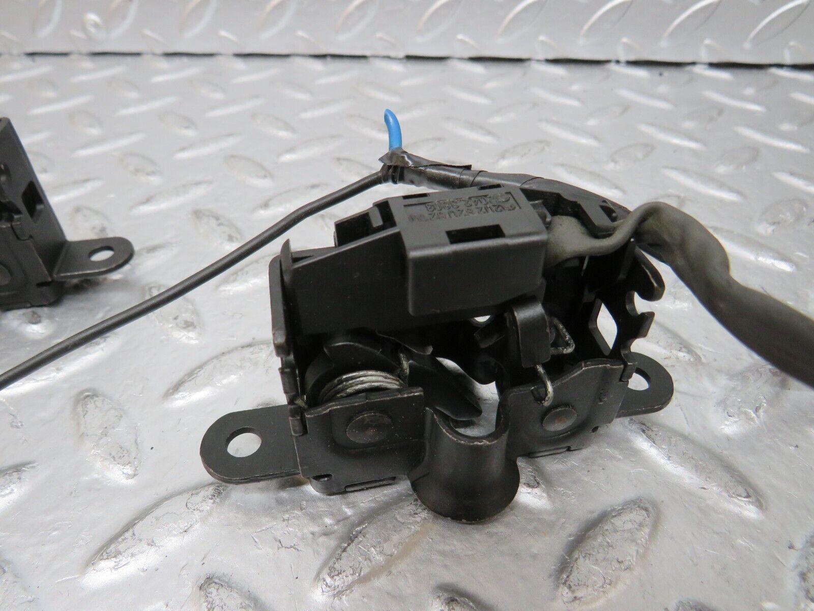 25048 Mercedes-Benz W140 S320 Hood Bonnet Lock Pair With Switch