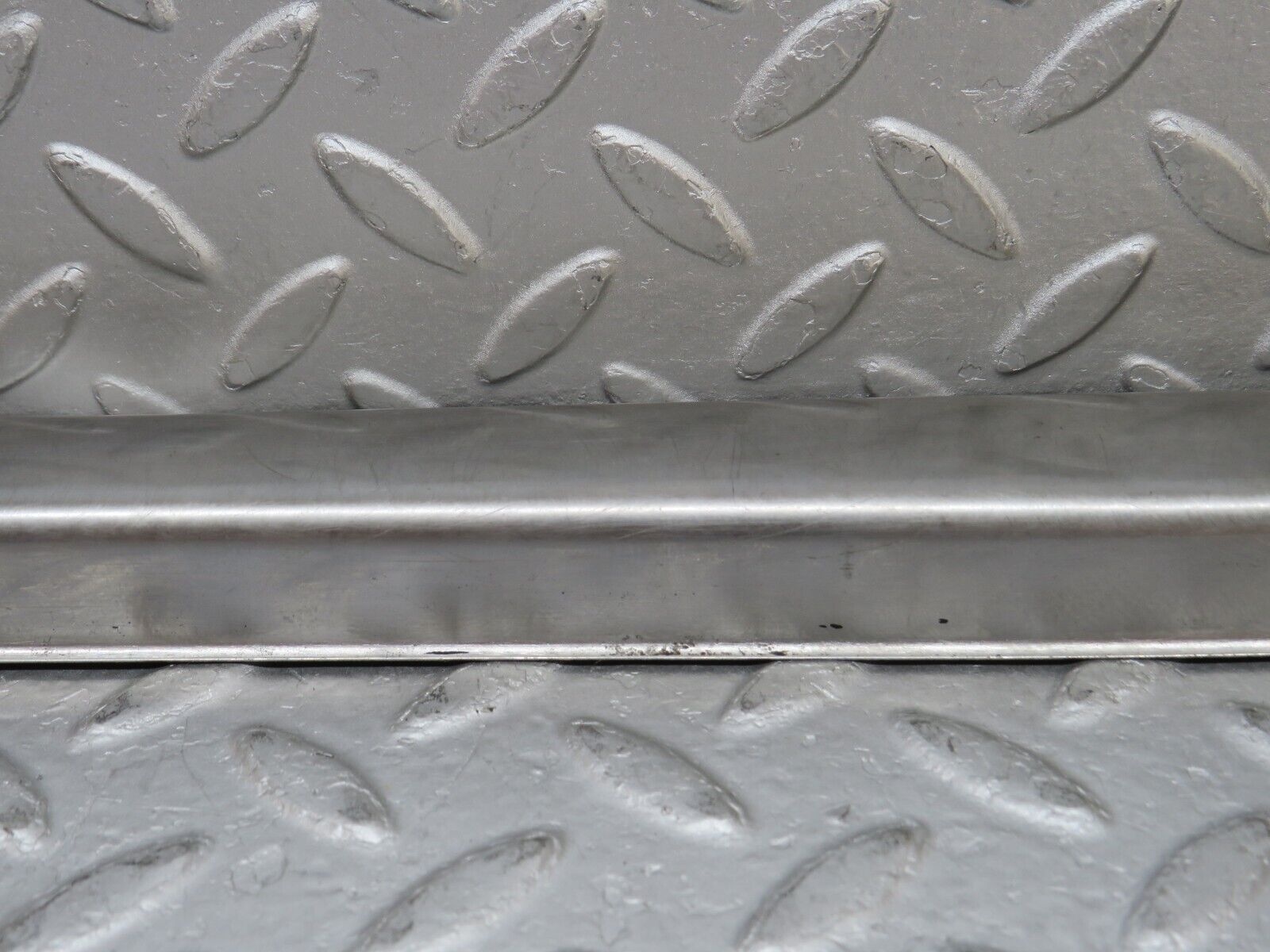 35765 Mercedes-Benz W108 Rear Left Door Sill Chrome