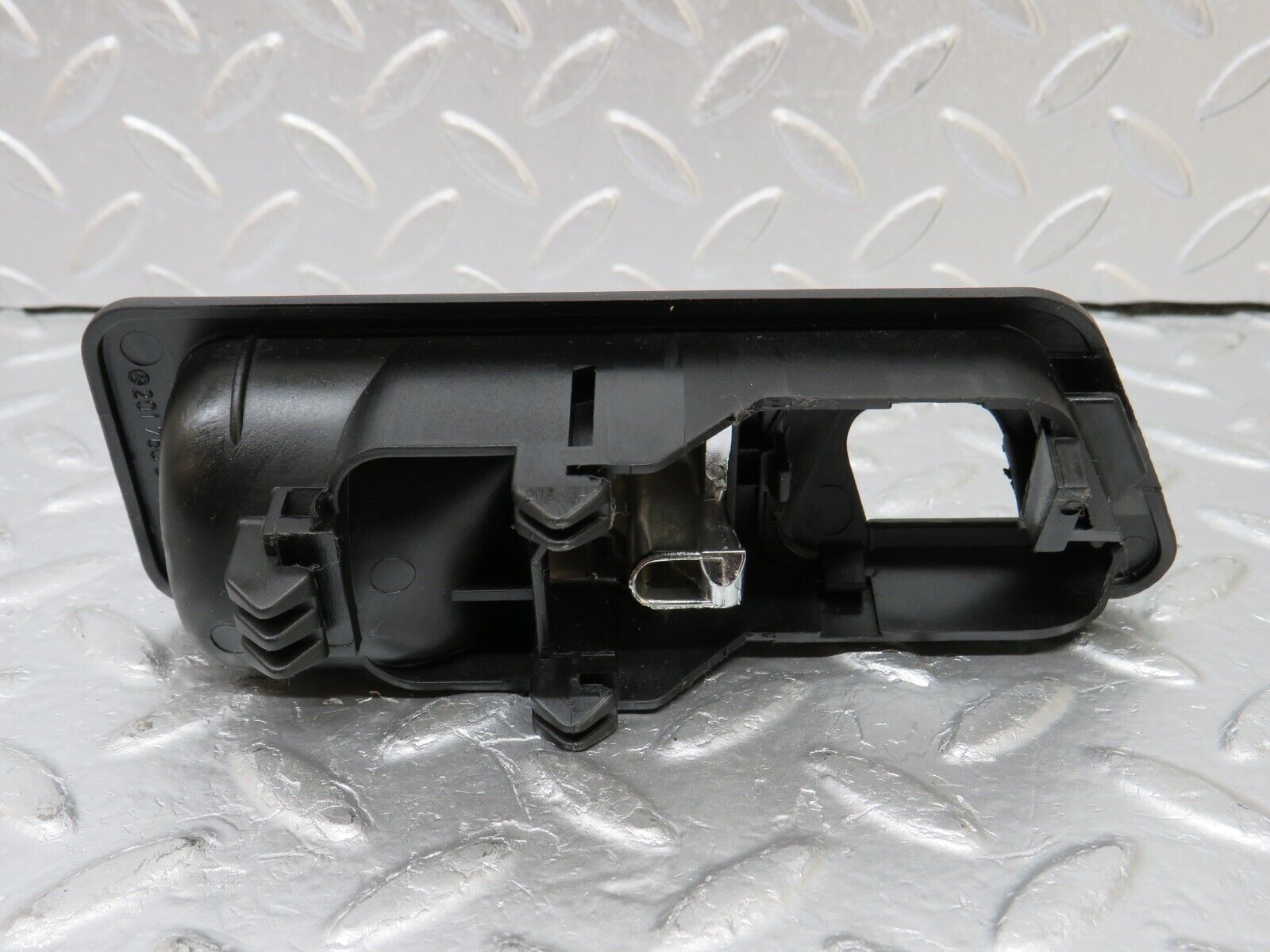 33645 Mercedes-Benz W201 190E 2.0L Left Interior Door Handle 2017660164