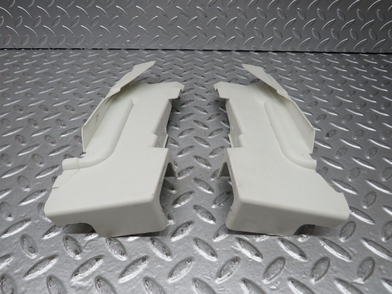 27507 Mercedes-Benz S124 300TE Fr. Door Lock Cover Pair 1247231808 1247231708