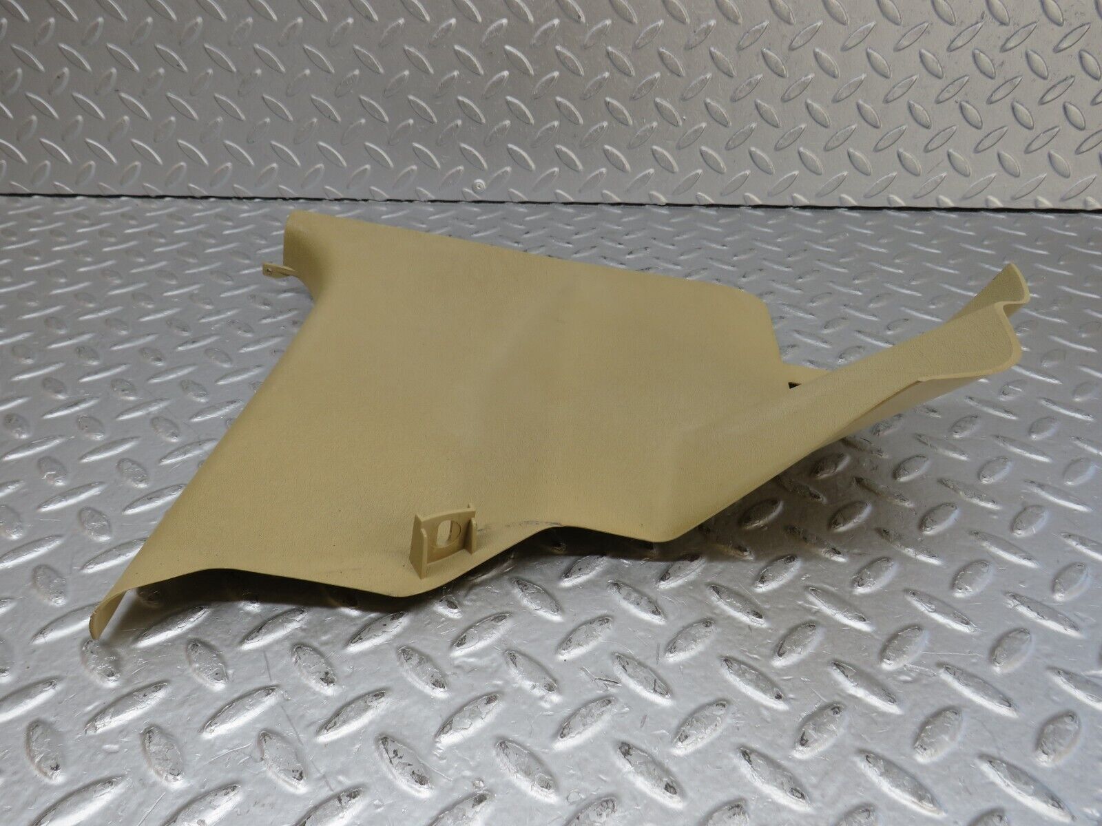 36484 Mercedes-Benz W201 190E 2.0L Kick Panel Right Side Beige 2016880606