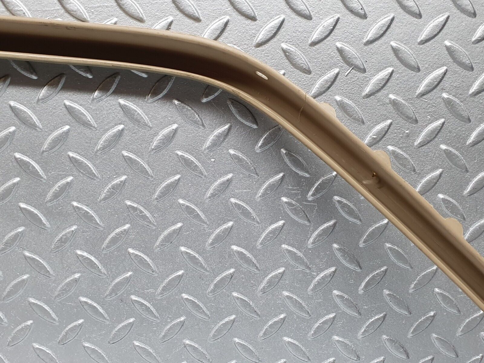 41156 Mercedes-Benz W126 300SE Rear Left Inner Window Frame Cover 1267350571