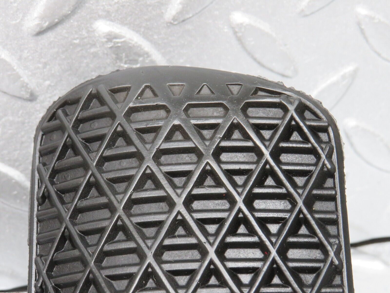 38408 Mercedes-Benz R129 280SL Coupe Brake Pedal With Rubber 1232910082