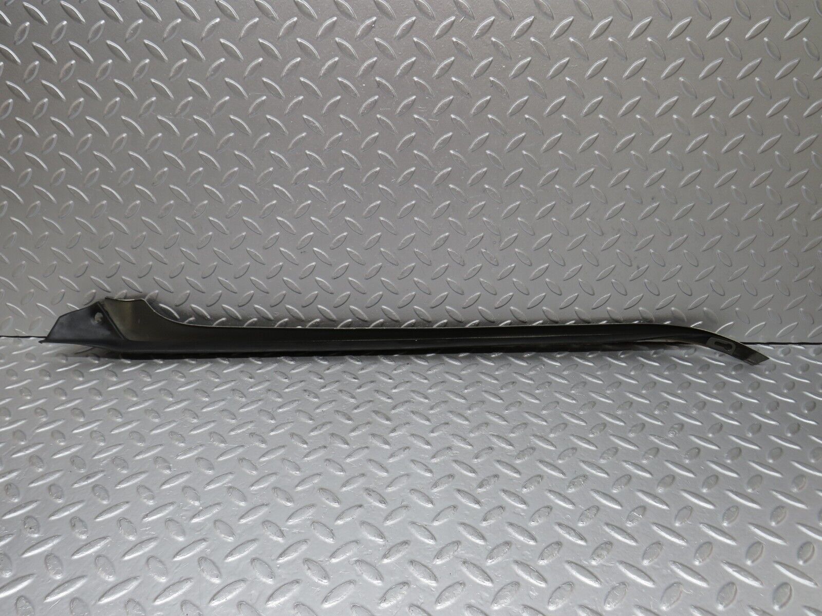 36057 Mercedes-Benz W126 420SE A Pillar Exterior Trim Right Side 1266981698