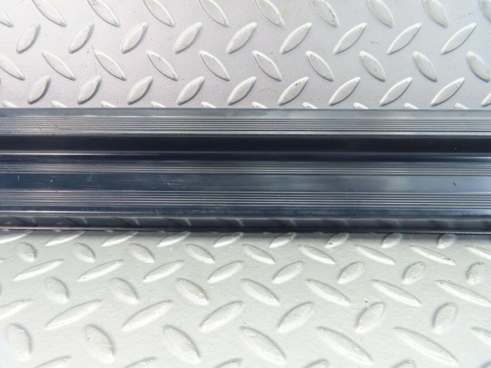 9407 Mercedes-Benz C124 300CE Coupe Left Door Sill Blue