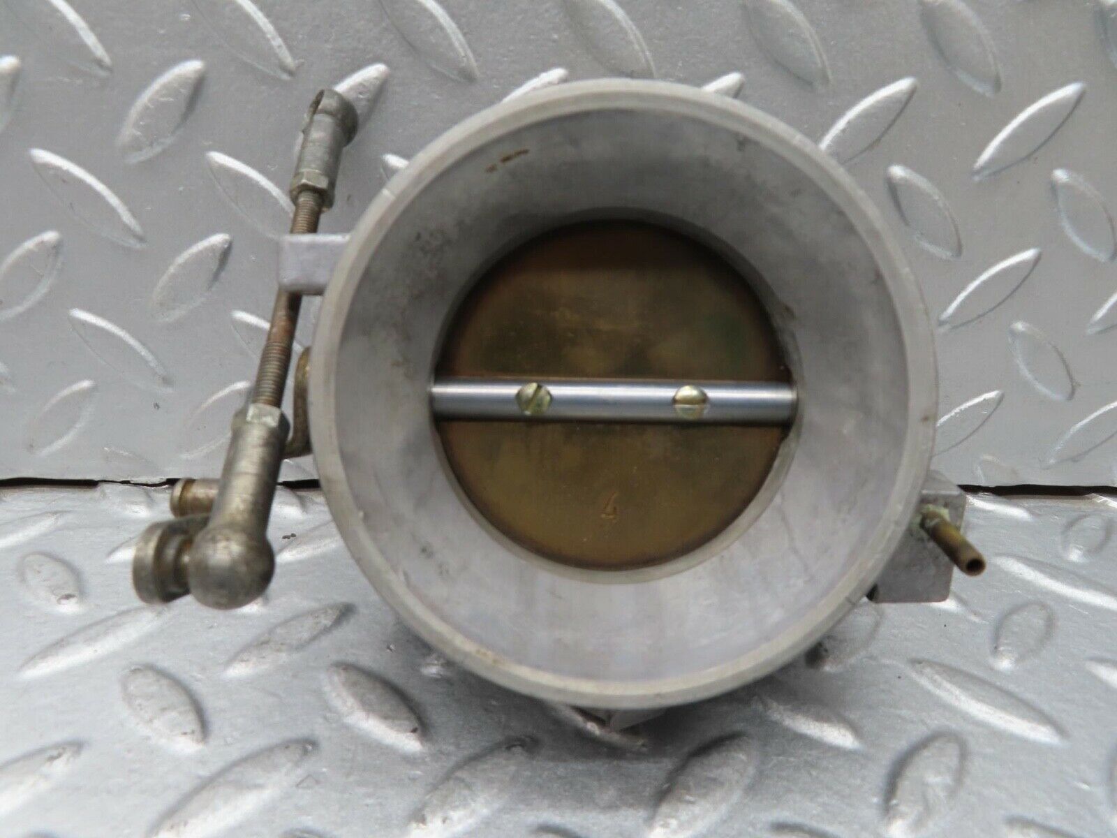 16723 Mercedes-Benz C107 380SLC Throttle Body Valve