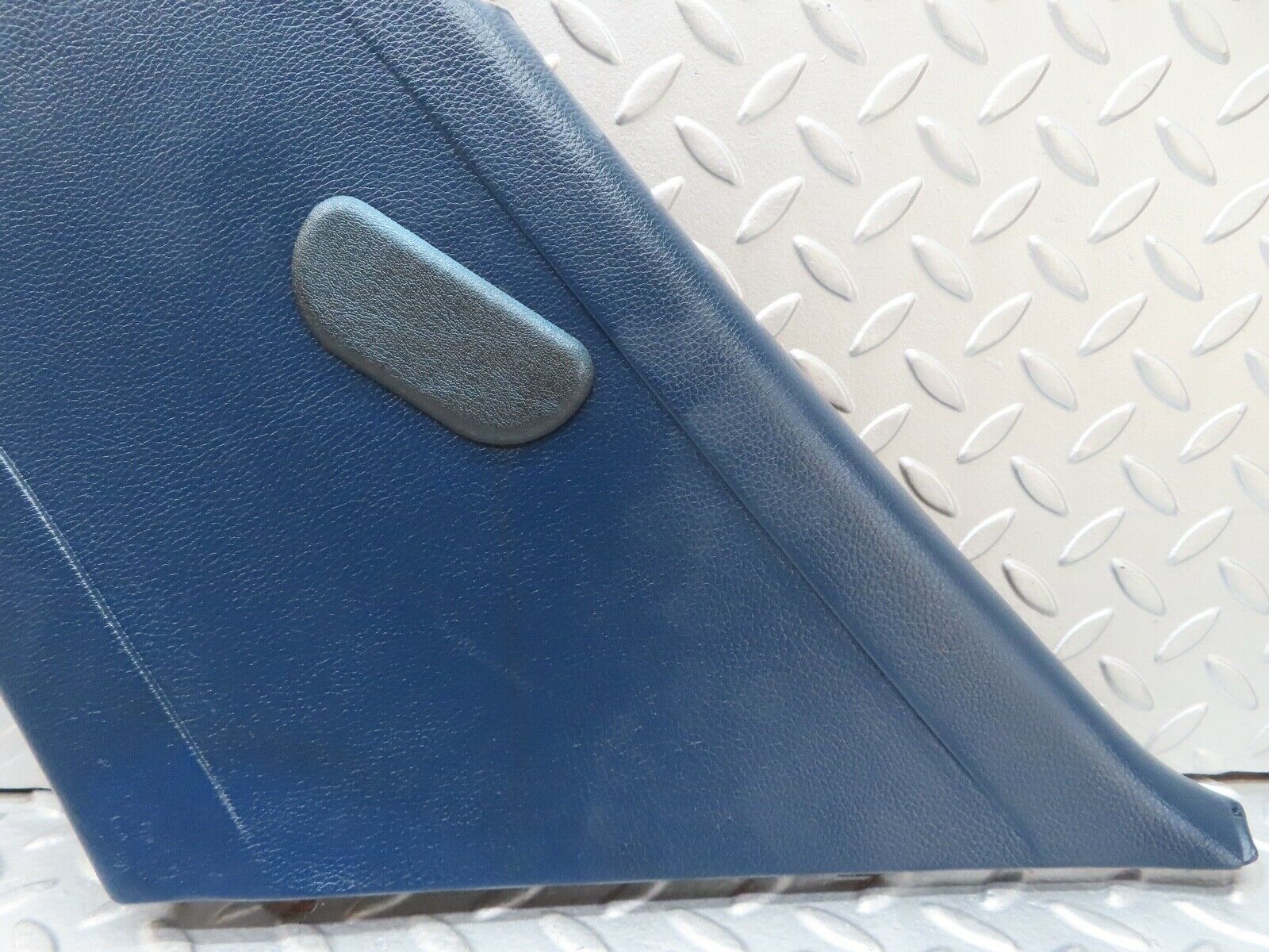 17516 Mercedes-Benz W116 450SEL C Pillar Cover Trim Right Side Blue