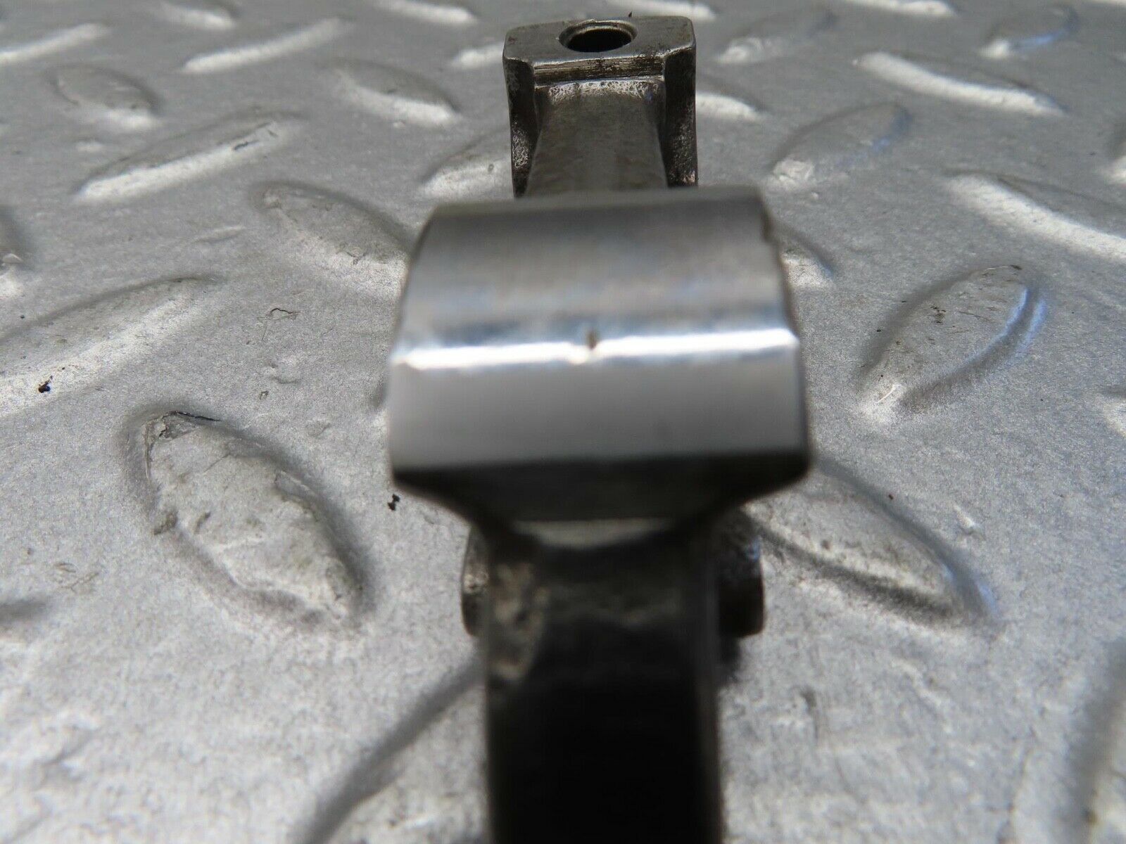 13374 Mercedes-Benz W111 230S Valve Rocker Arm With Retaining Spring