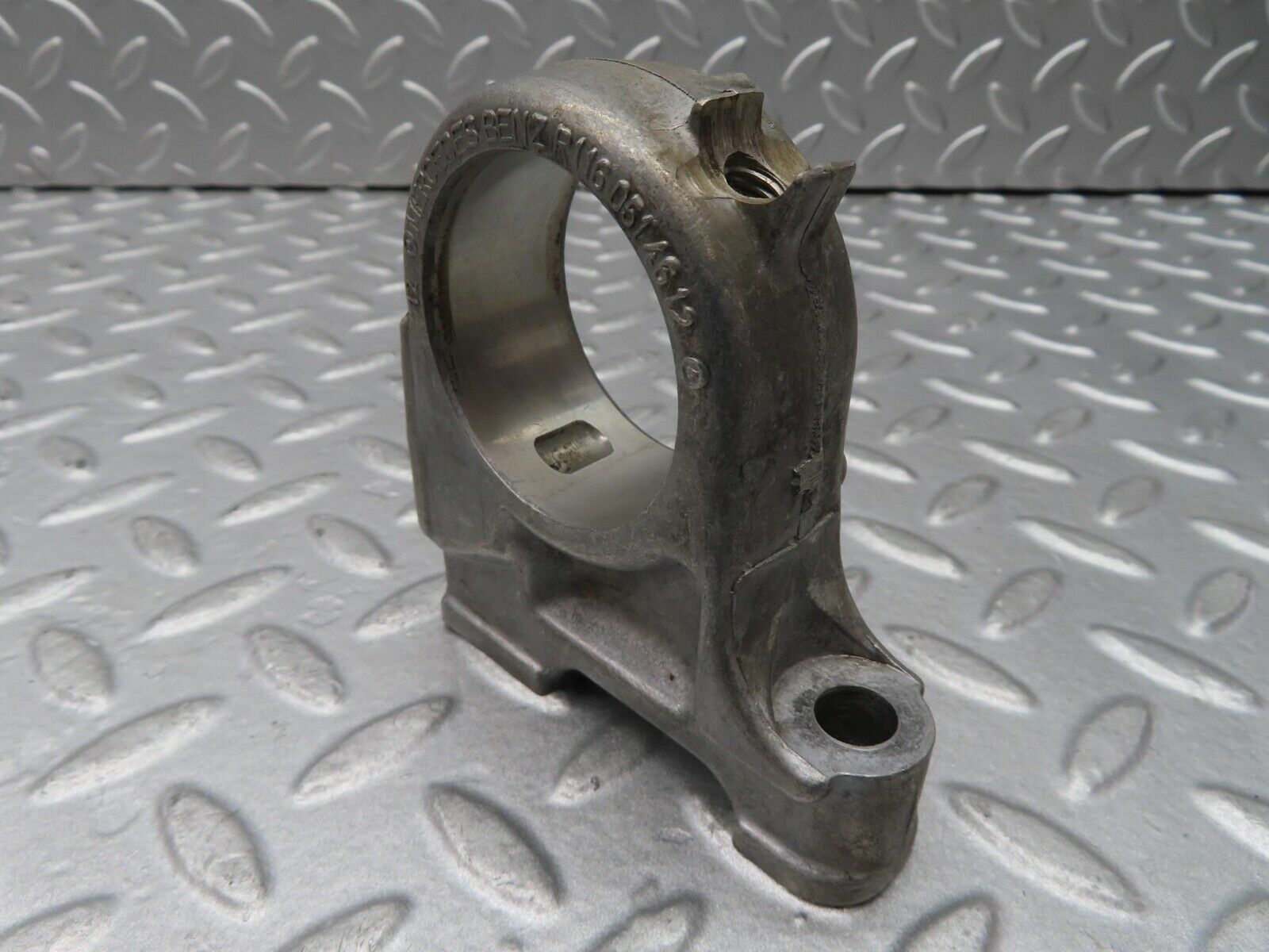 16717 Mercedes-Benz C107 380SLC Camshaft Tower Bearing 1160514612