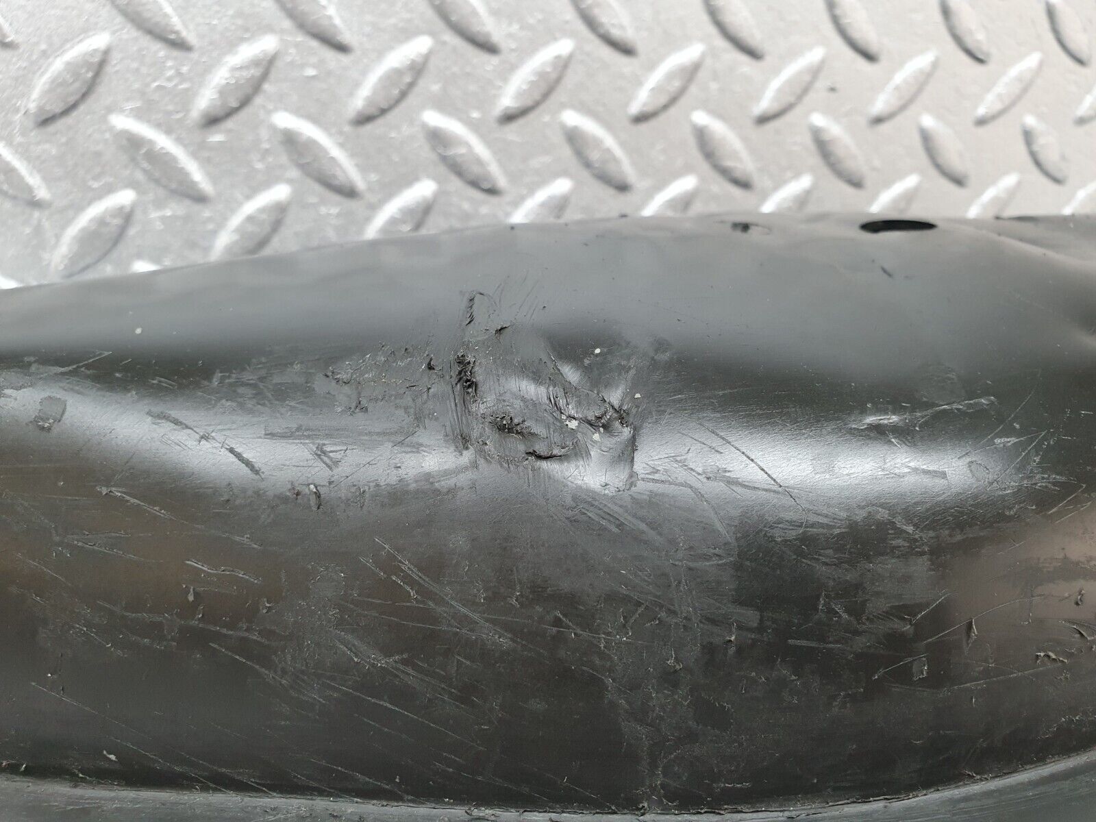 41584 Mercedes-Benz W124 200E Rear Control Arm Cover 1243520088