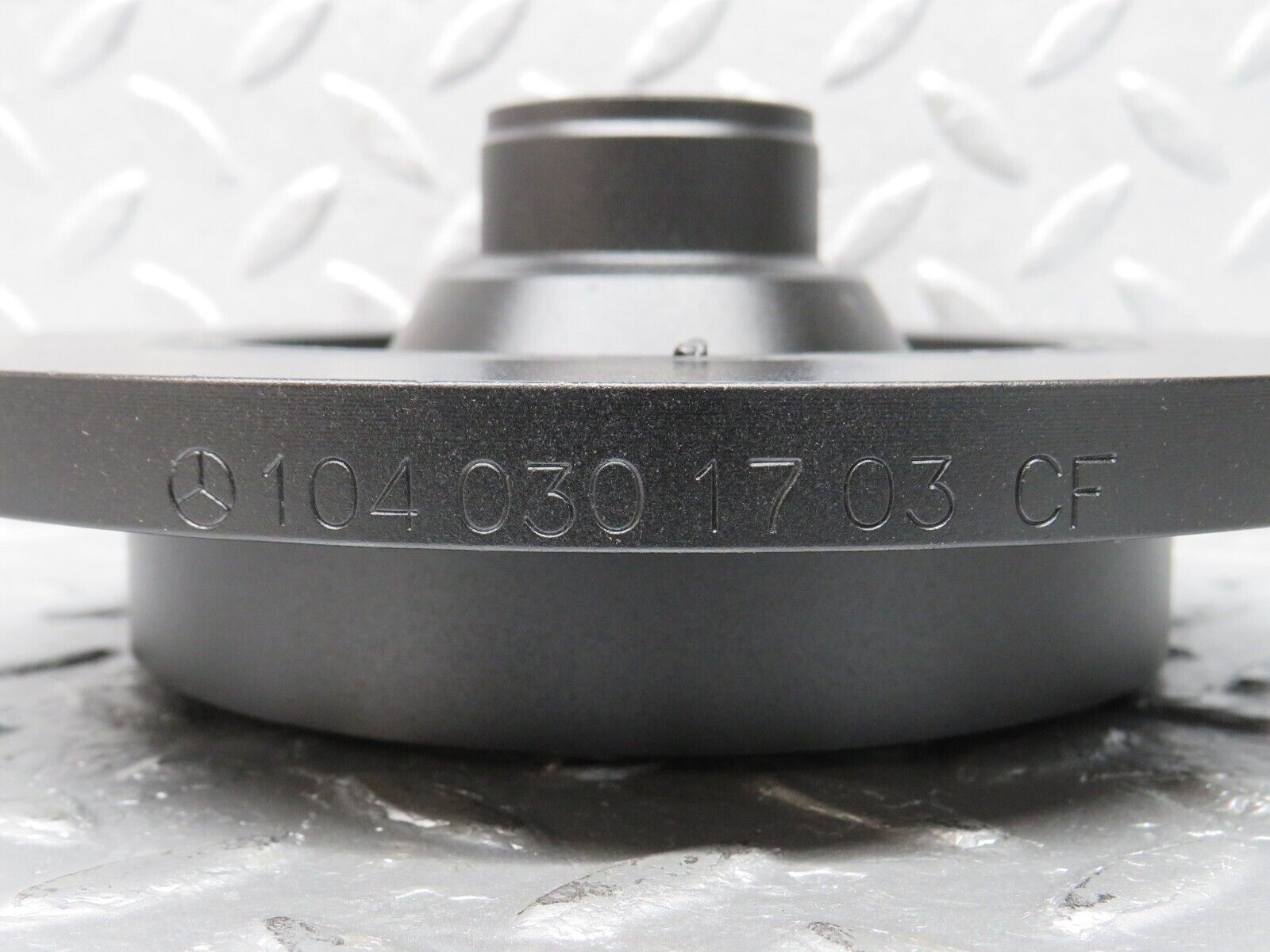 39569 Mercedes-Benz R129 320SL Coupe Crankshaft Vibration Damper 1040301703