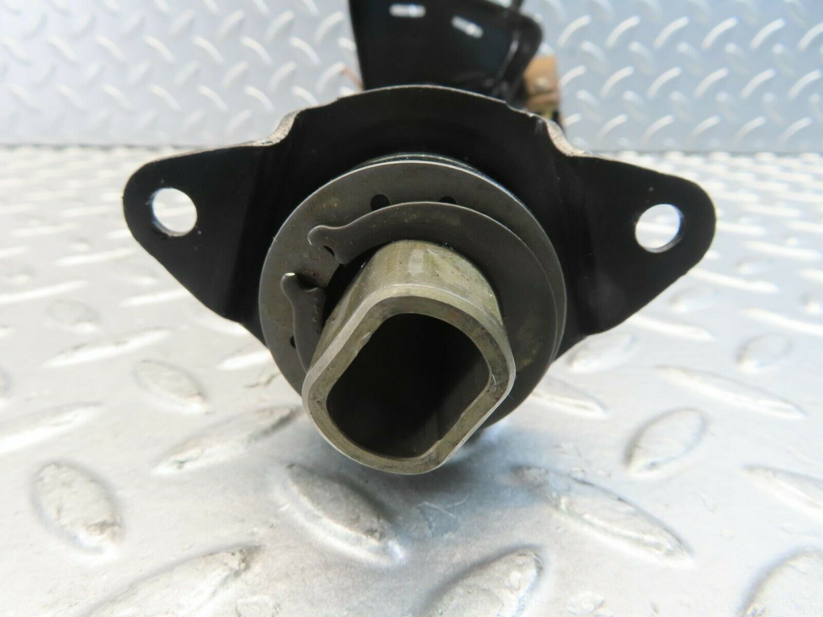 11438 Mercedes-Benz C123 230CE Coupe Steering Column