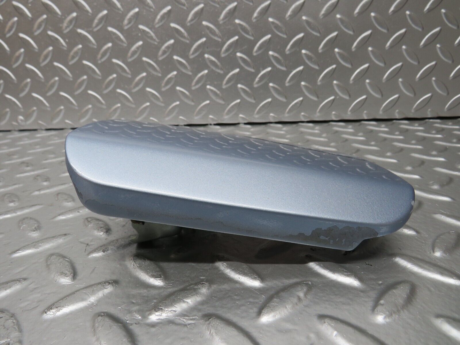 25158 Mercedes-Benz W201 190D Fuel Tank Flap Cap 2015840039