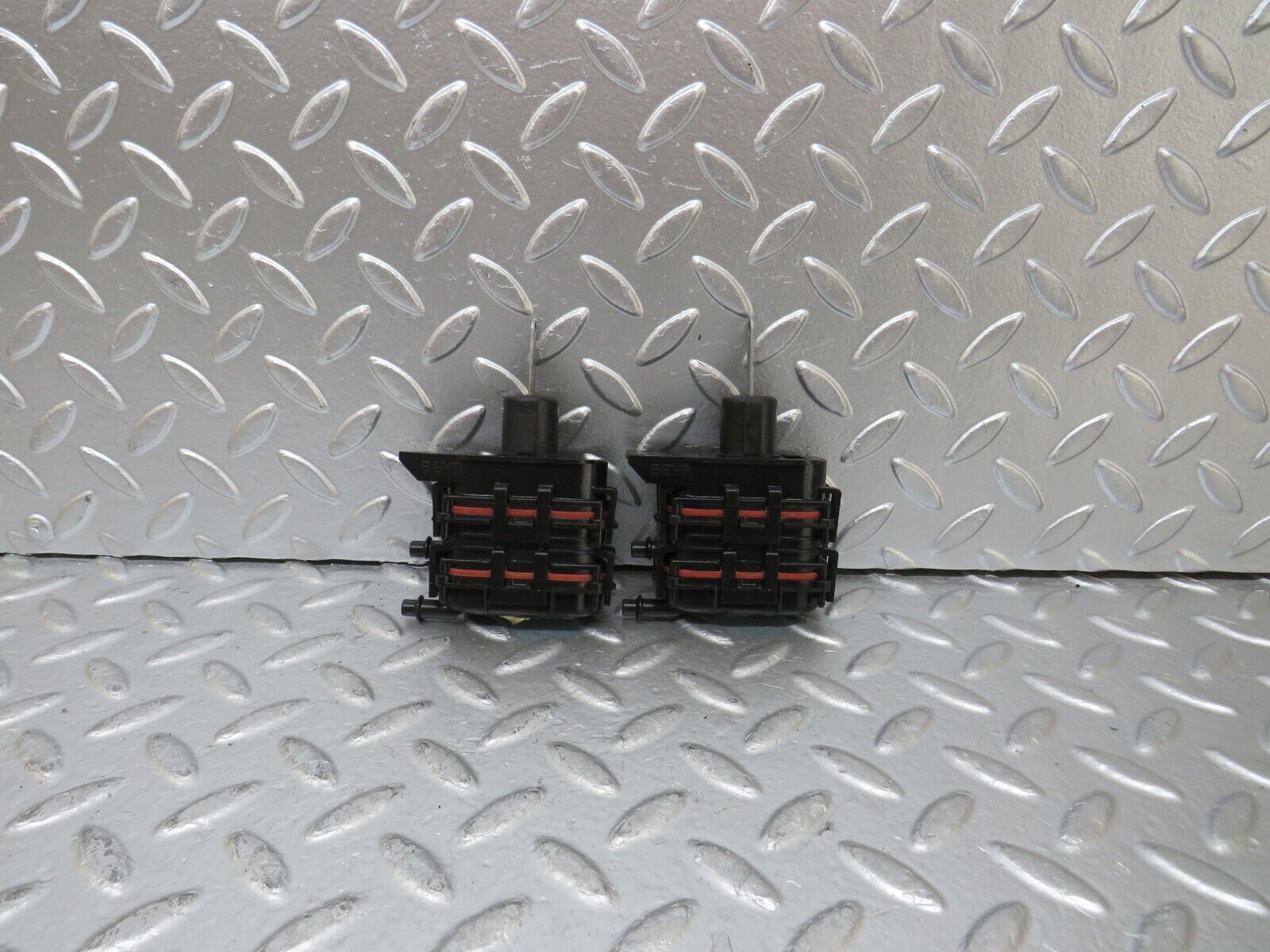 25038 Mercedes-Benz W140 S320 2x Heater Box Vacuum Actuator 9062700252