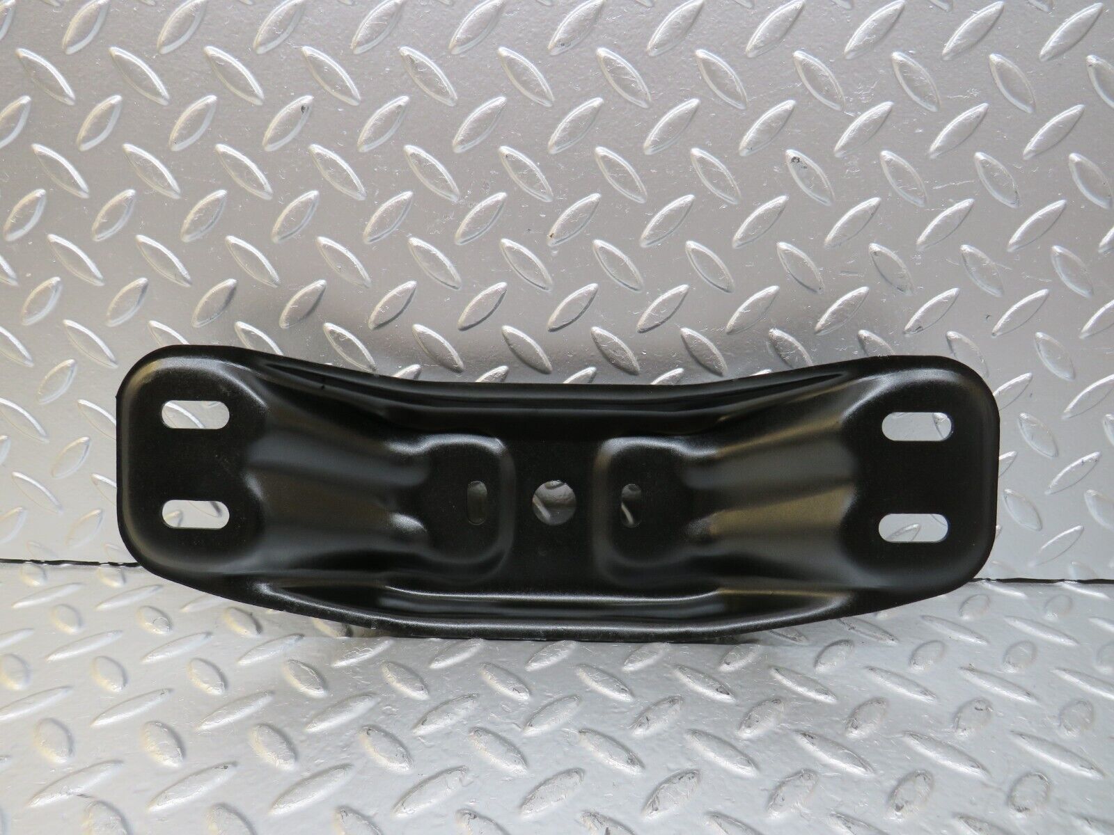 25723 Mercedes-Benz W124 280E Gearbox Mount Bracket Holder