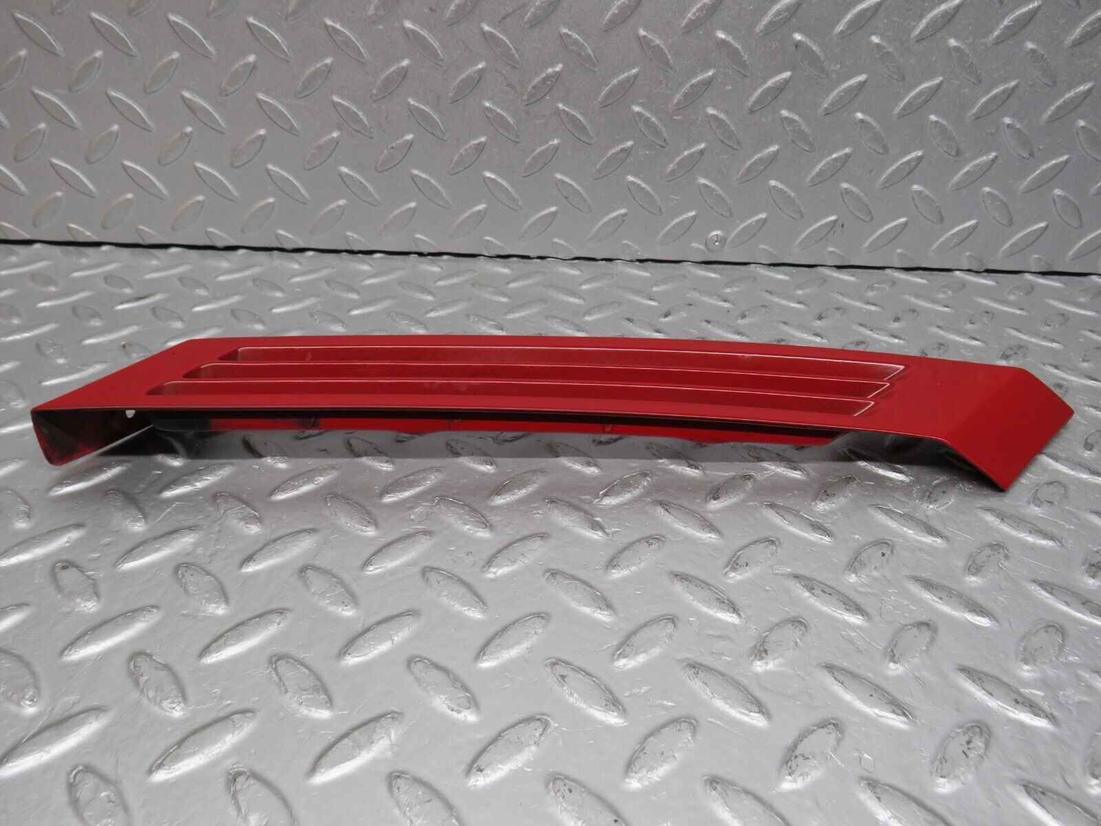 38734 Mercedes-Benz W201 190E 2.6L C Pillar Exterior Cover Right Side 2016980289