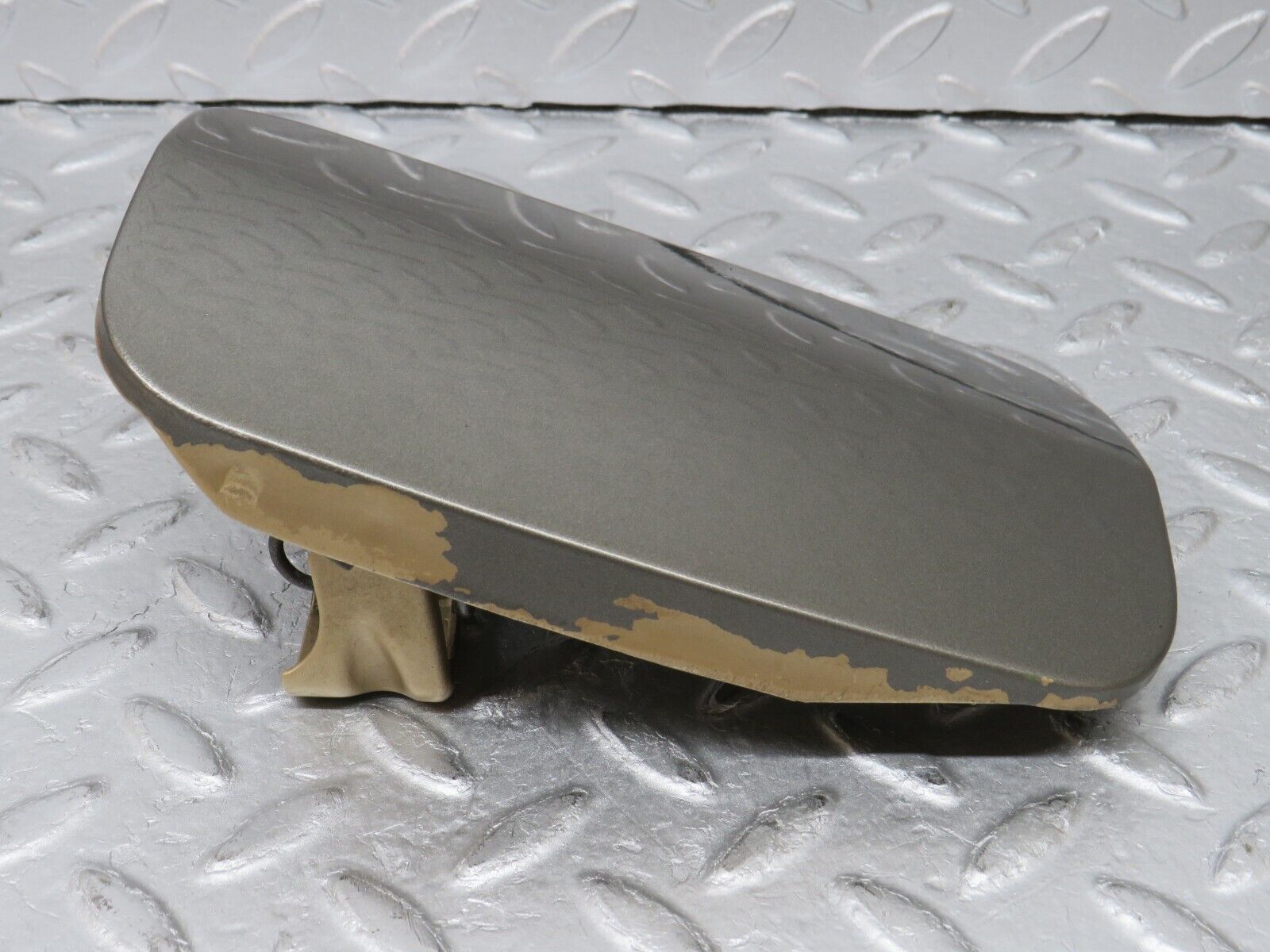 36007 Mercedes-Benz W126 420SE Fuel Tank Flap Cap