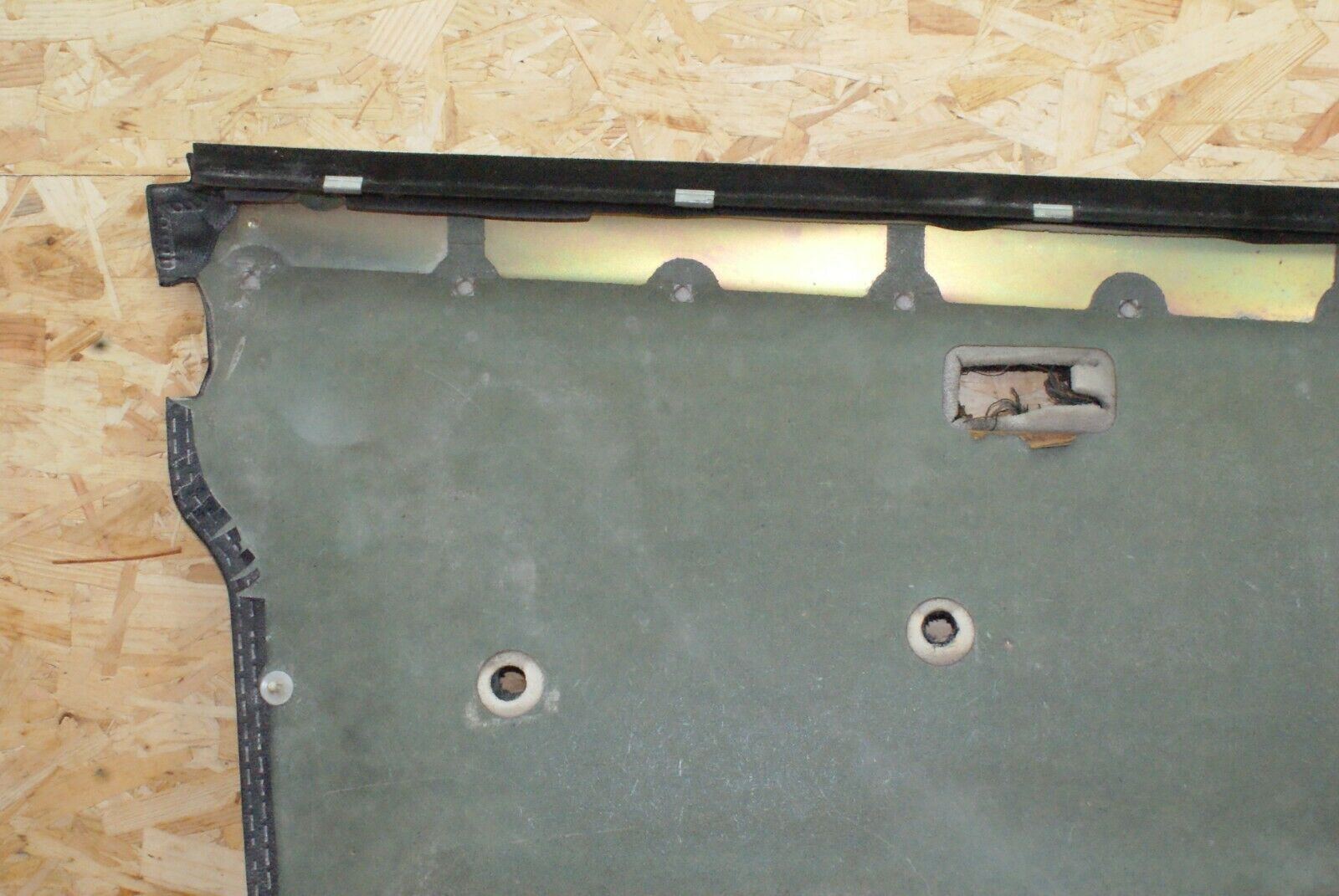 2330 Mercedes-Benz W123 280E Front Right Door Card