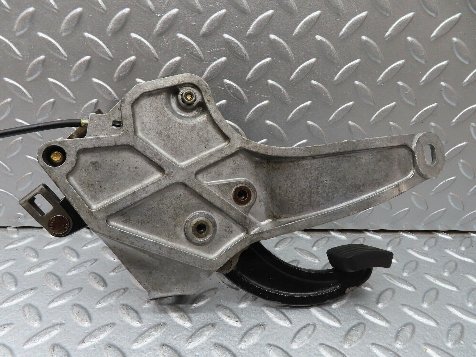 19955 Mercedes-Benz R129 300SL Coupe Parking Brake Pedal 1294270101