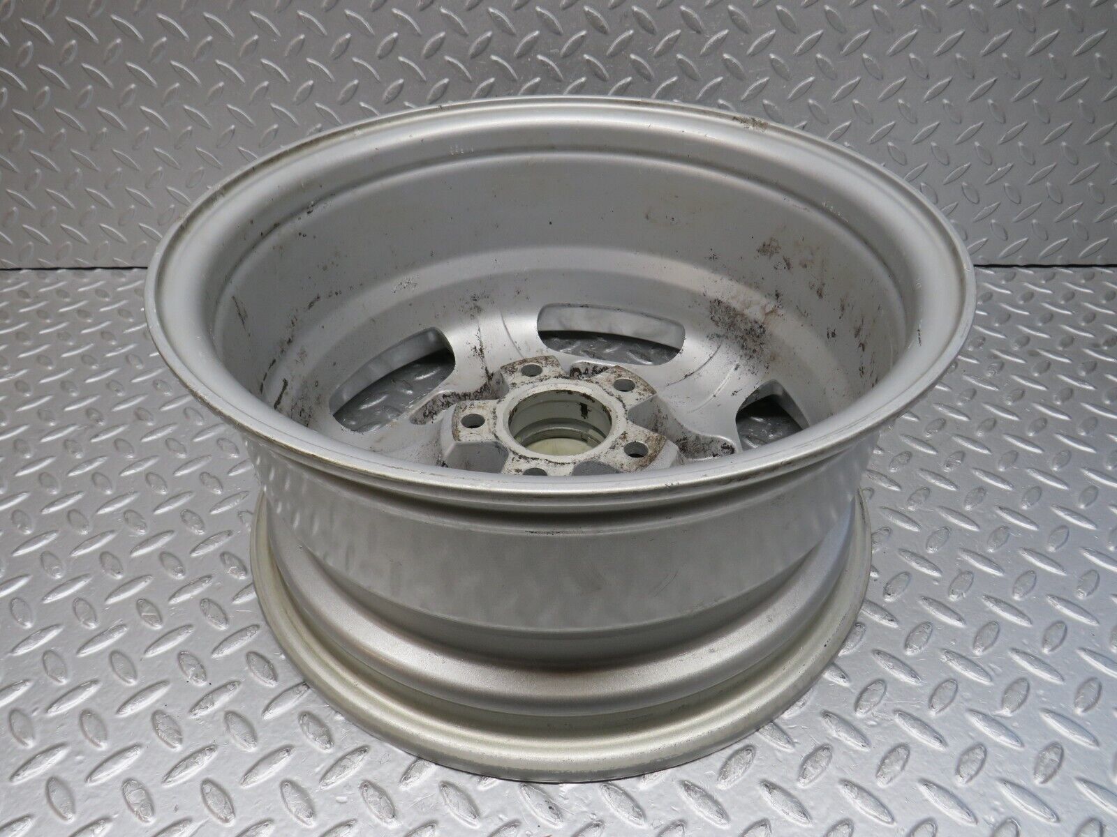 38190 Mercedes-Benz A124 Alloy Wheel 7Jx15H2 ET37 KBA44301