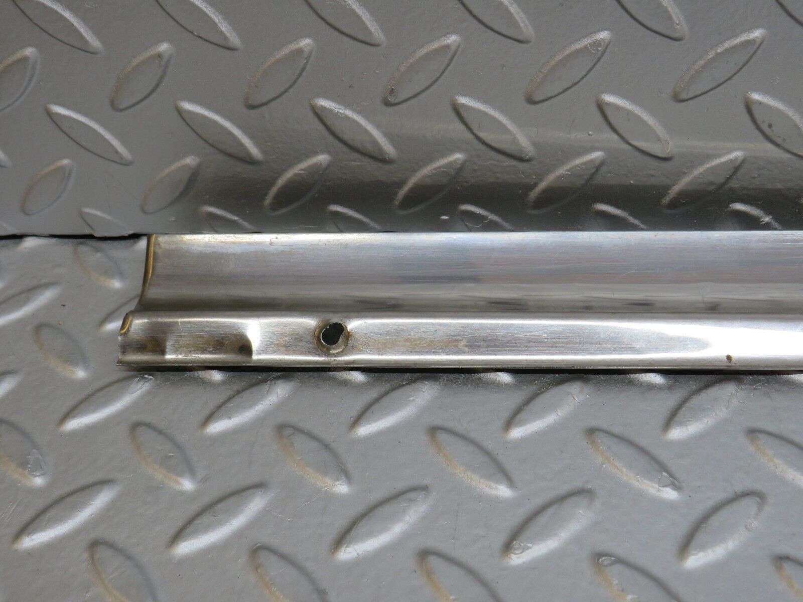 35767 Mercedes-Benz W108 Front Left Door Sill Chrome