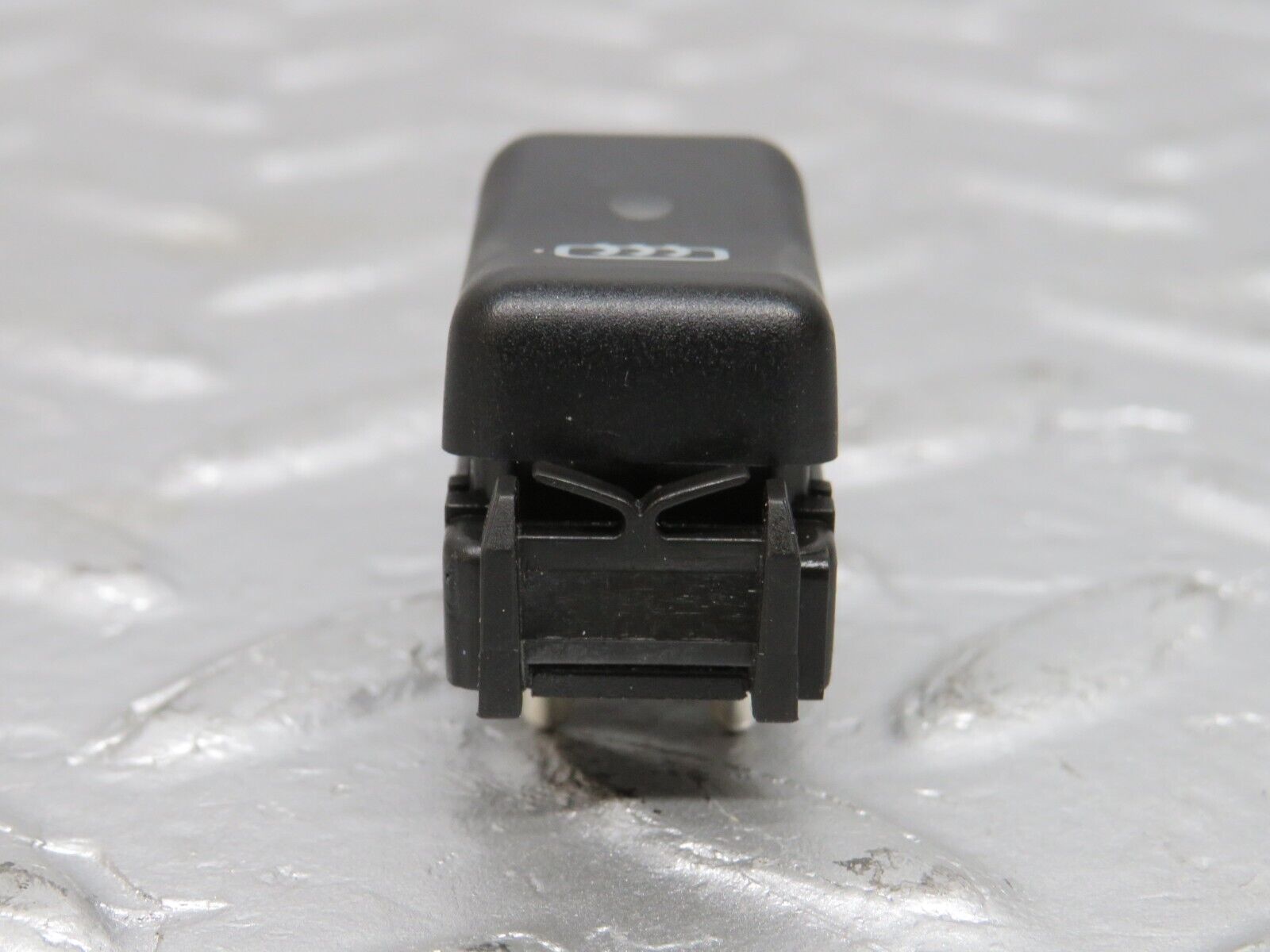 39639 Mercedes-Benz R129 320SL Coupe Rear Windscreen Defroster Switch 1298212351