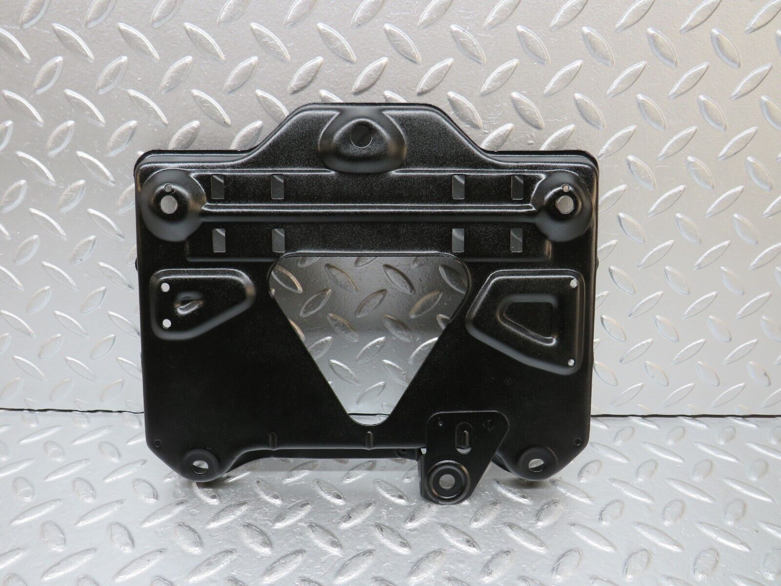 31426 Mercedes-Benz S124 220TE Wagon Battery Tray